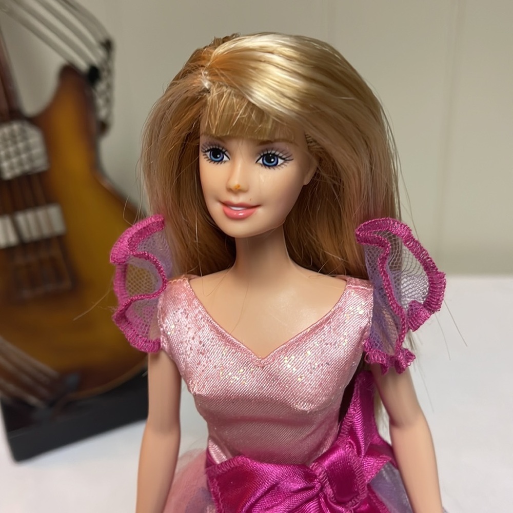 COPY - Vintage Princess Barbie - Picture 3 of 7